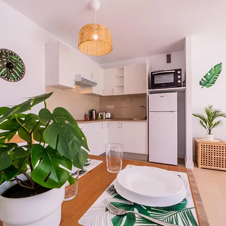 Oasi En Alondras Park Apartment *